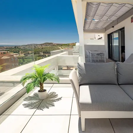 Luxury New Modern Penthouse With Golf And Sea Views - Via Celere 2390 Apartamento