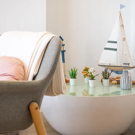 Luxury New Modern Penthouse With Golf And Sea Views - Via Celere 2390 アパート カサーレス