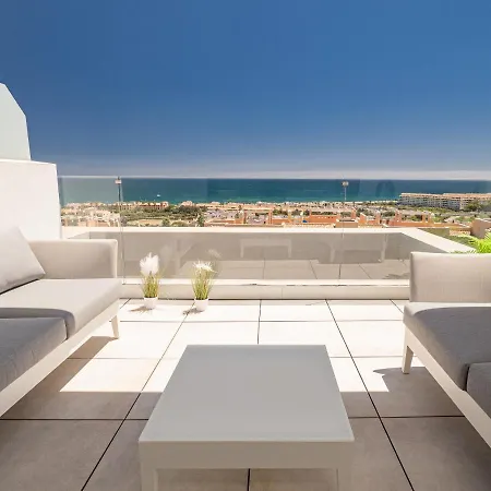 Luxury New Modern Penthouse With Golf And Sea Views - Via Celere 2390 アパート